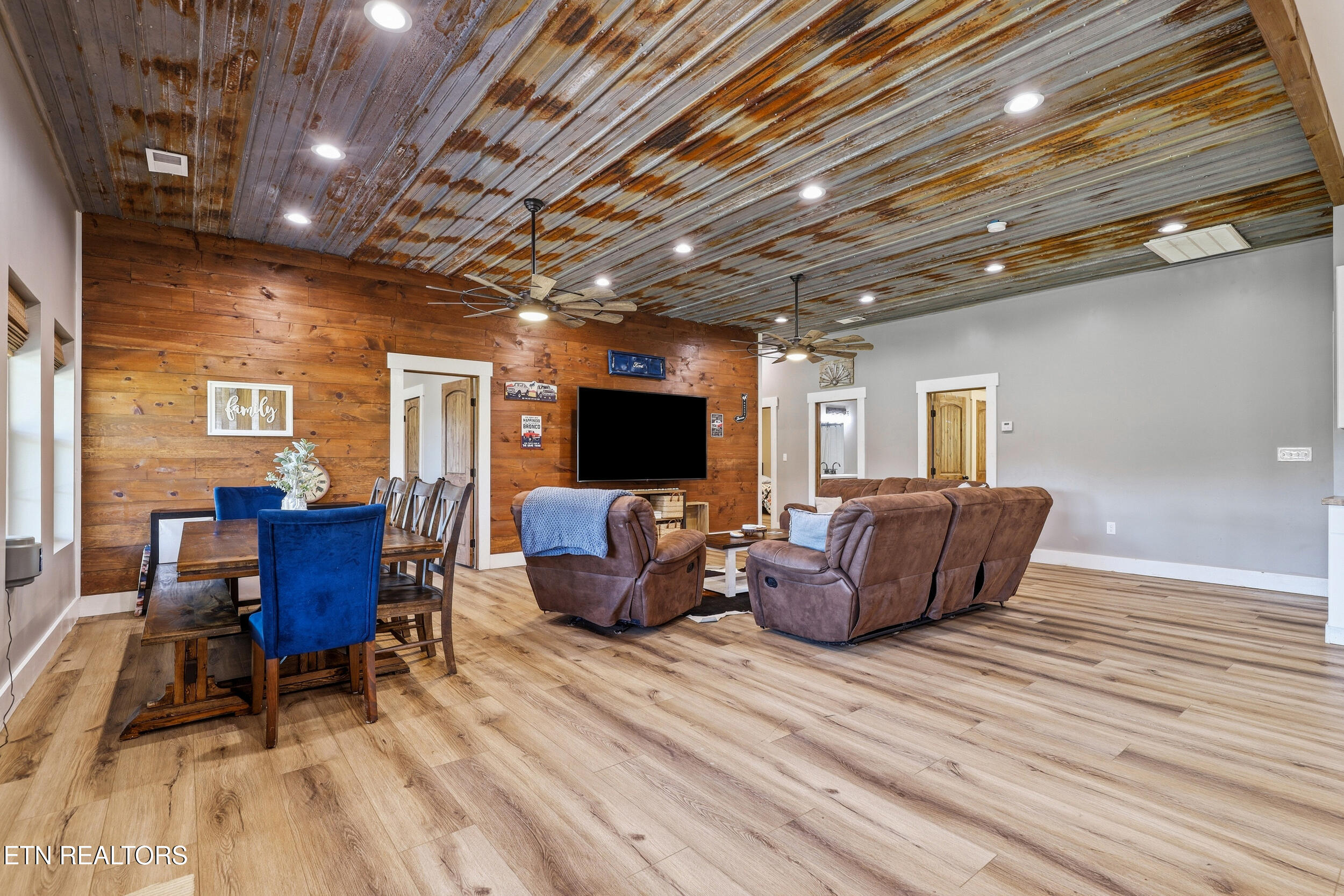 123 Raccoon Valley Road Maynardville, TN 37807 - Photo 10 of 42 028