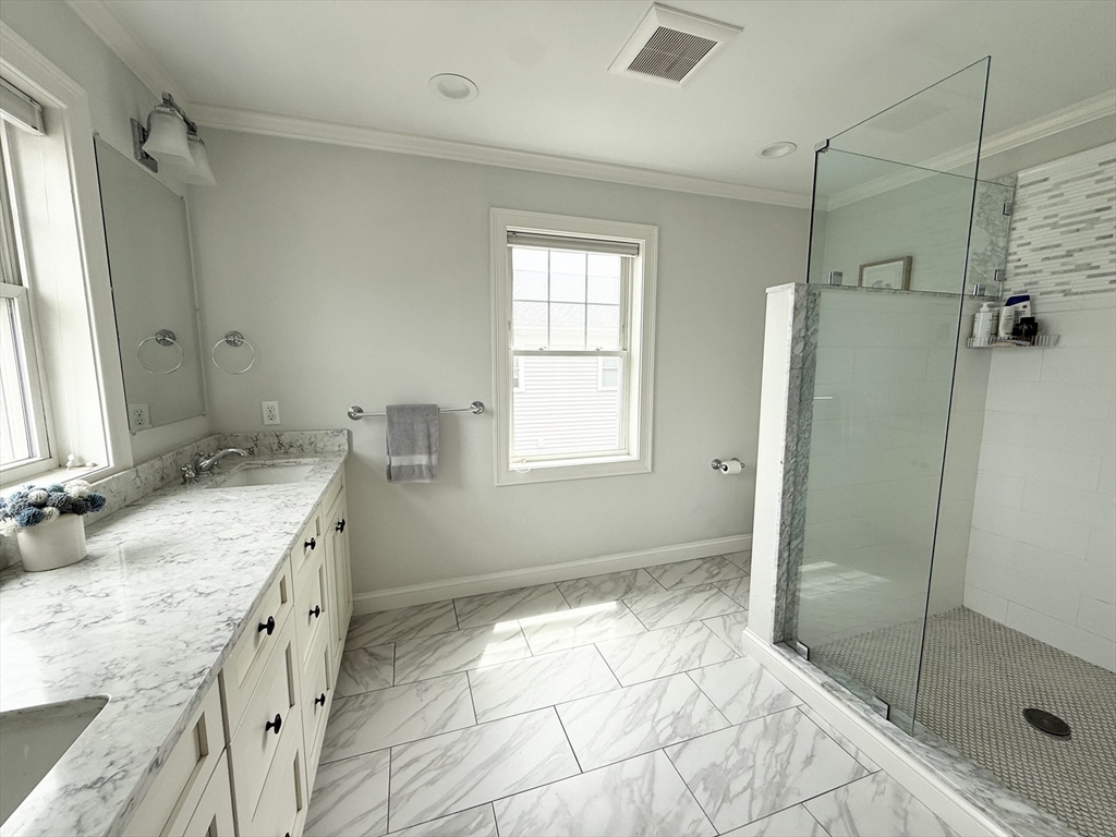 43 Hall Street, Unit 1 Waltham, MA 02453 - Photo 17 of 30