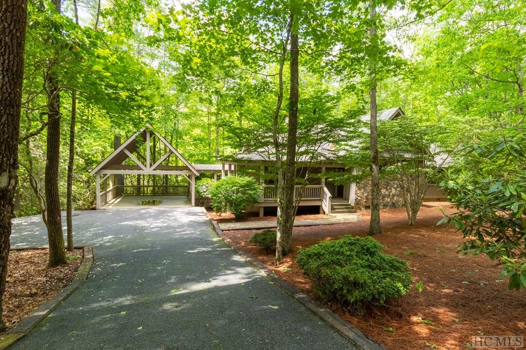 168 Rushing Spring Lane Sapphire, NC 28774 - Photo 3 of 33 Gallery Image 3