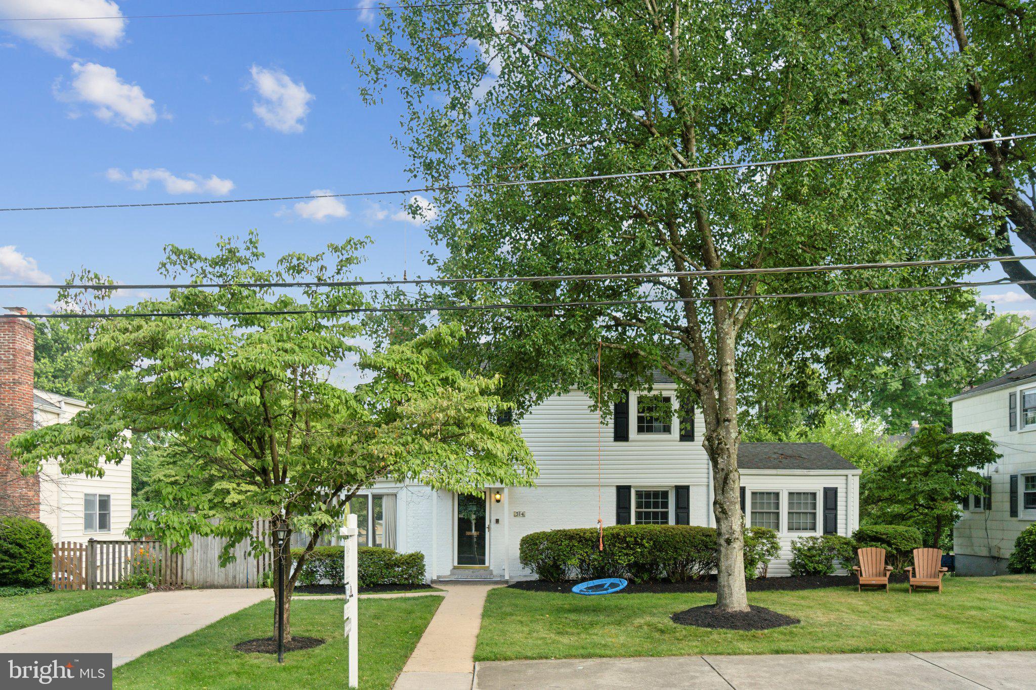 314 Whitestone Road Silver Spring, MD 20901 - Photo 22 of 26 Welcome to 314 Whitestone Road.