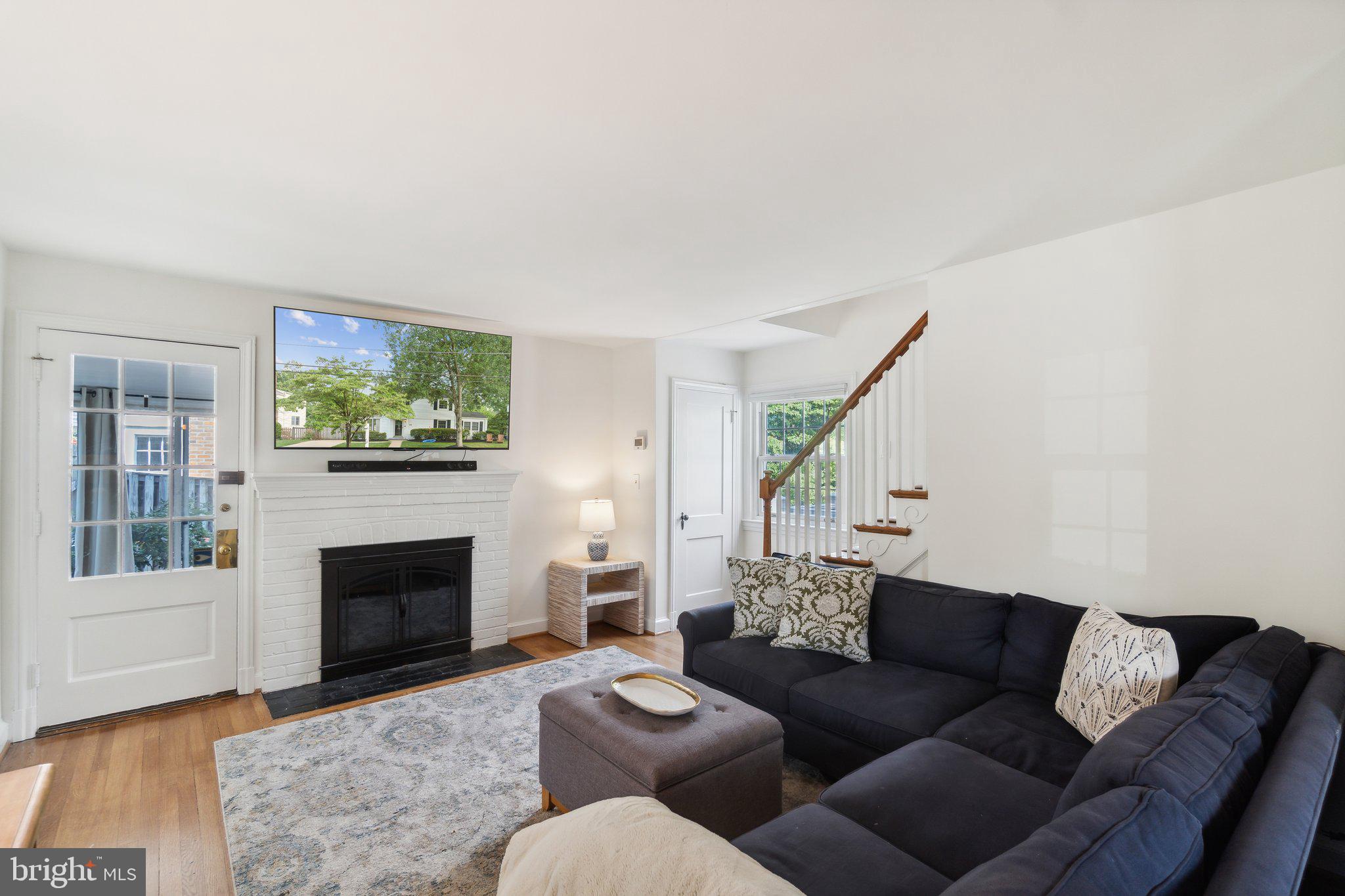 314 Whitestone Road Silver Spring, MD 20901 - Photo 7 of 26 Hardwood floors flow through the house.