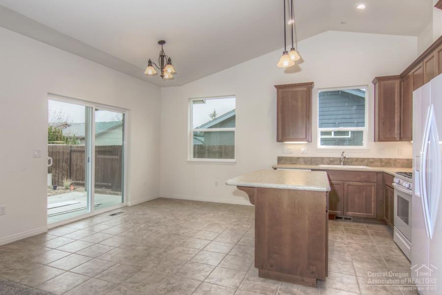 2551 Southwest Fissure Loop Redmond, OR 97756 - Photo 5 of 13 Additional Photo