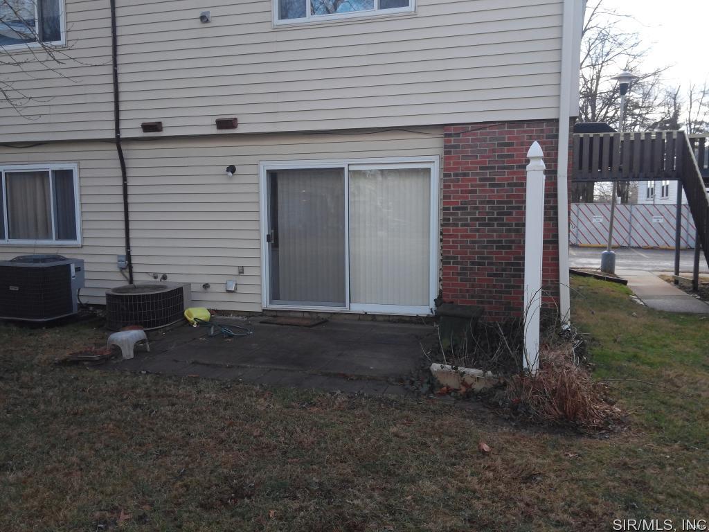 5310 Godfrey Road, Unit 7 Godfrey, IL 62035 - Photo 2 of 28 Gallery Image 2
