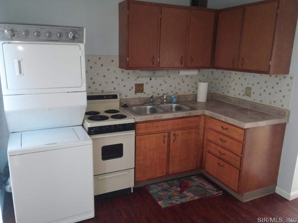 5310 Godfrey Road, Unit 7 Godfrey, IL 62035 - Photo 15 of 28 Gallery Image 15