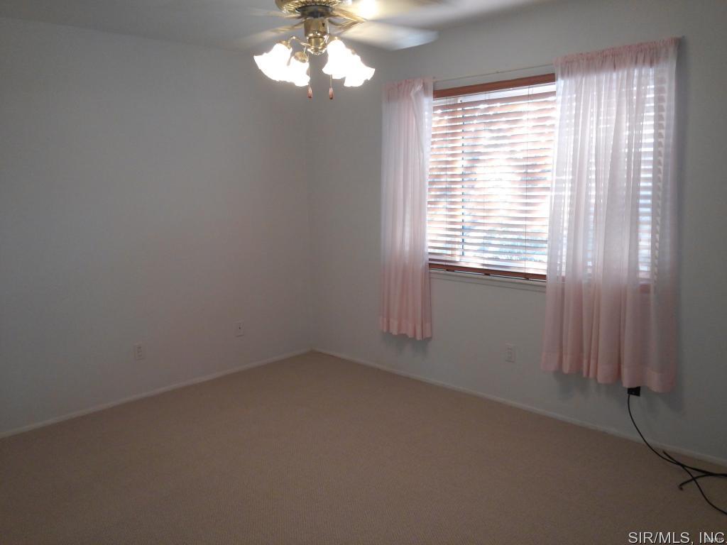 5310 Godfrey Road, Unit 7 Godfrey, IL 62035 - Photo 17 of 28 Gallery Image 17
