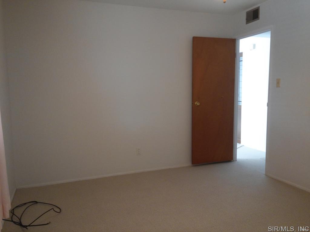 5310 Godfrey Road, Unit 7 Godfrey, IL 62035 - Photo 20 of 28 Gallery Image 20