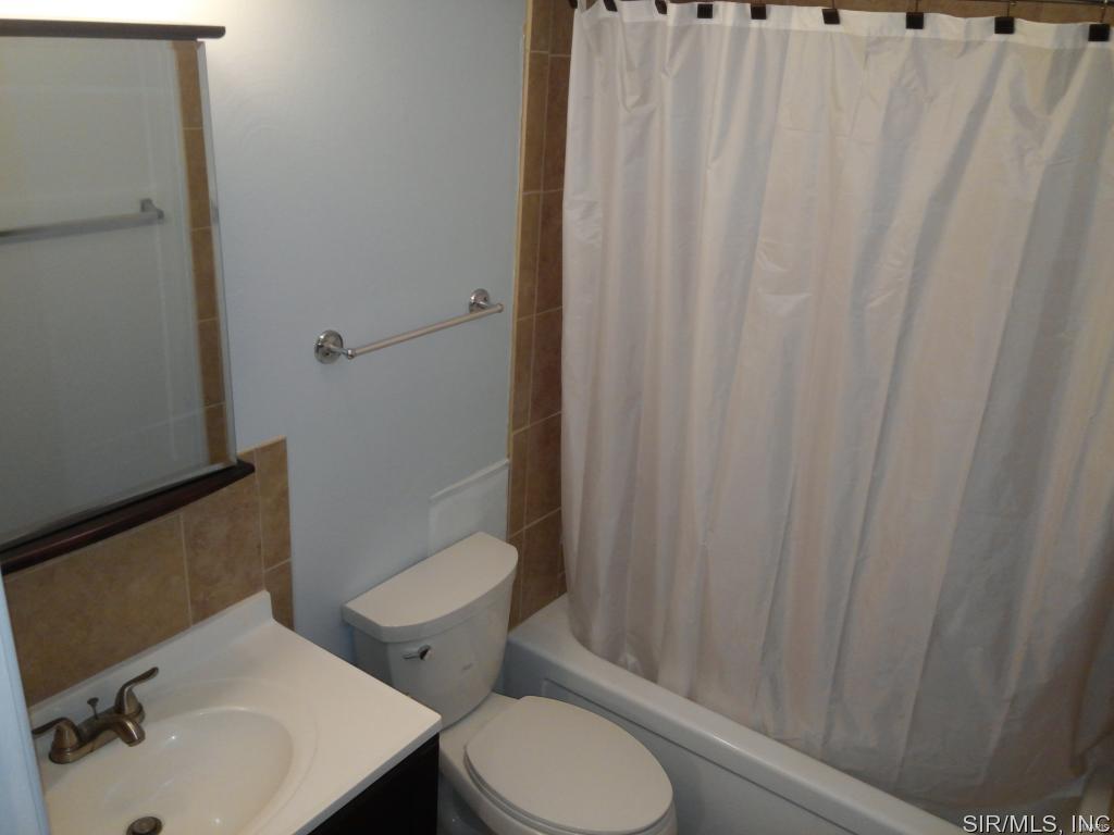 5310 Godfrey Road, Unit 7 Godfrey, IL 62035 - Photo 25 of 28 Gallery Image 25