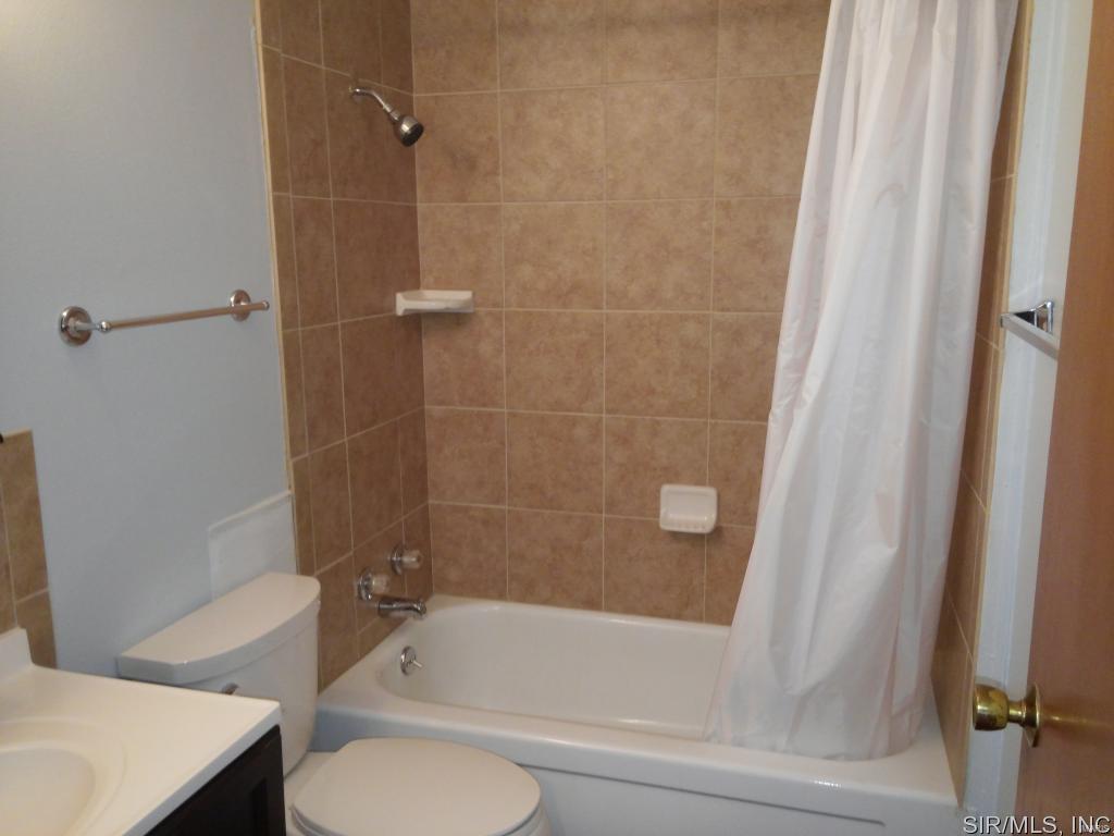 5310 Godfrey Road, Unit 7 Godfrey, IL 62035 - Photo 26 of 28 Gallery Image 26