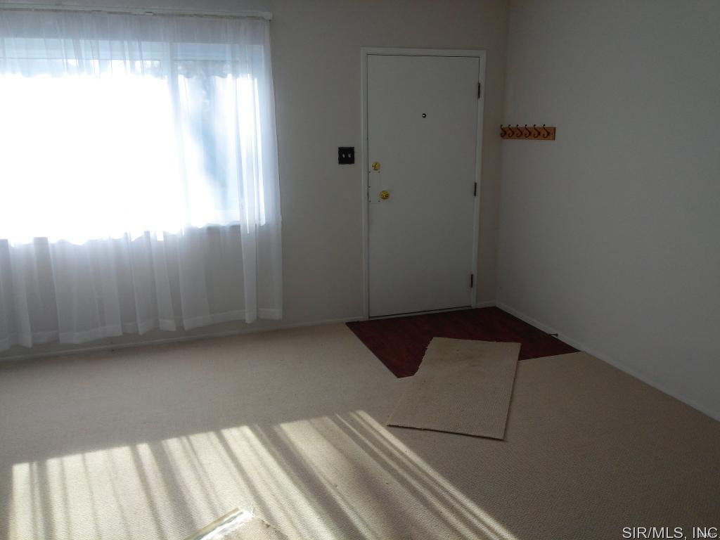 5310 Godfrey Road, Unit 7 Godfrey, IL 62035 - Photo 8 of 28 Gallery Image 8