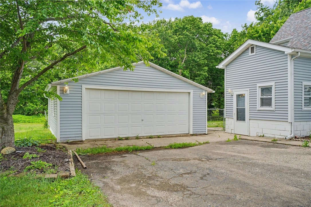 1812 Adams Street Tilton, IL 61833 - Photo 33 of 38
