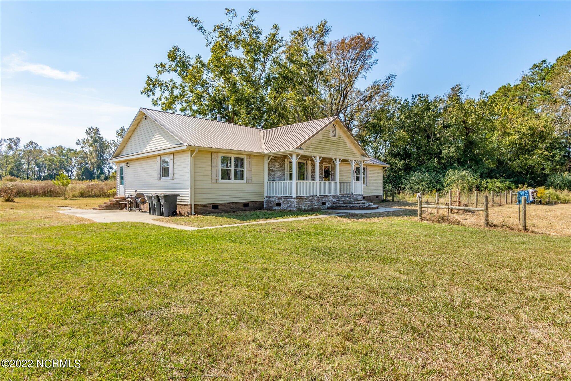 295 Willie Hatcher Road Chinquapin, NC 28521 - Photo 4 of 47 04-295 WIllie Hatcher-4
