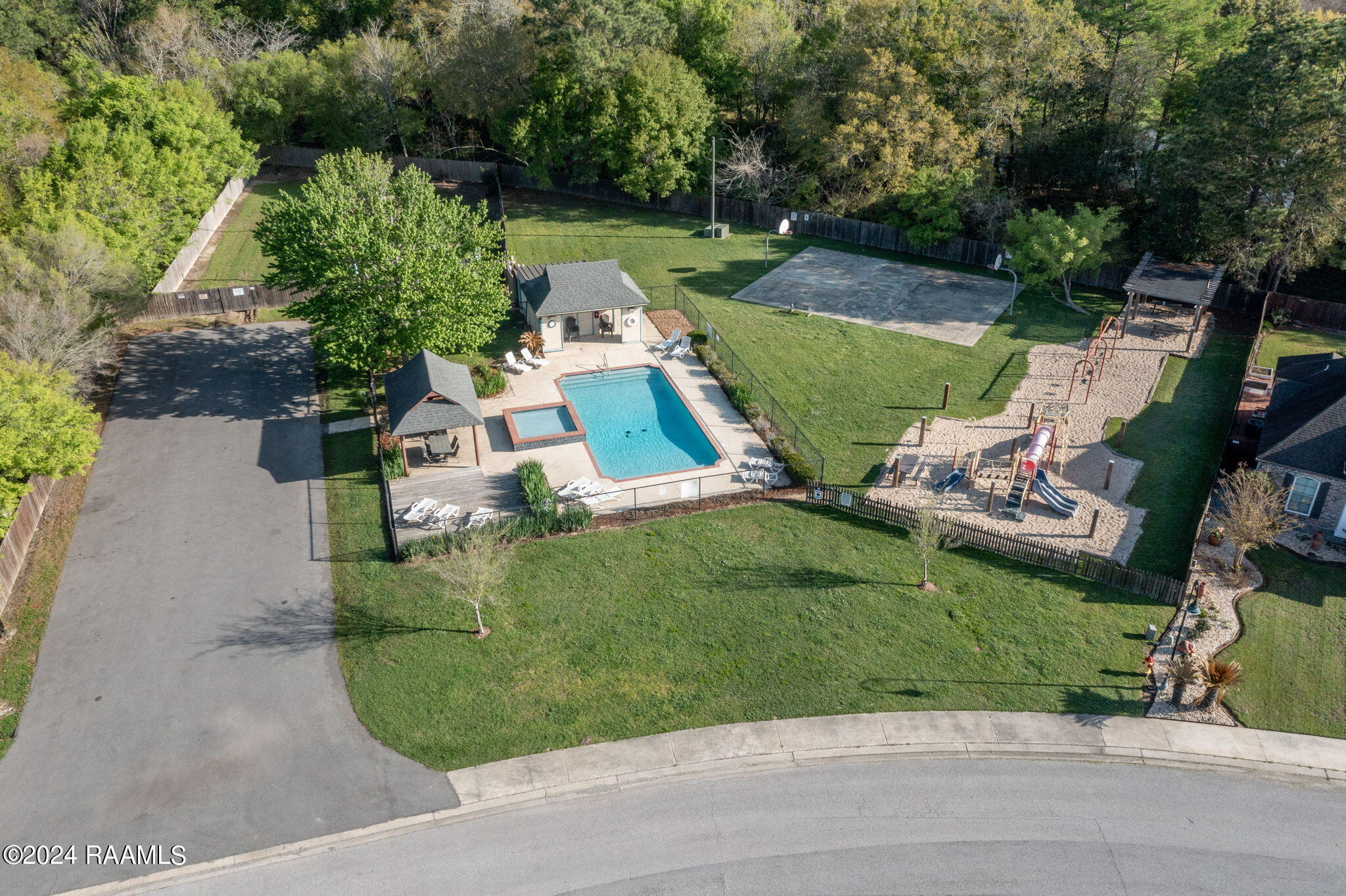 705 Southlake Circle Youngsville, LA 70592 - Photo 31 of 32 29-web-or-mls-DJI_0005