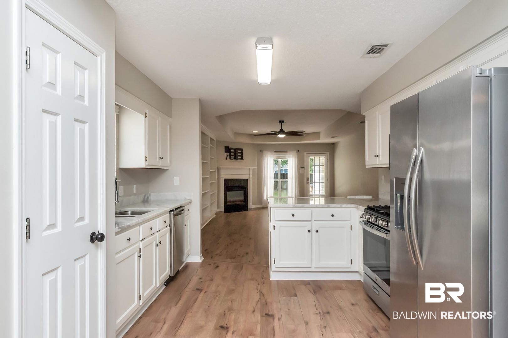 958 Henckley Avenue Mobile, AL 36609 - Photo 13 of 37