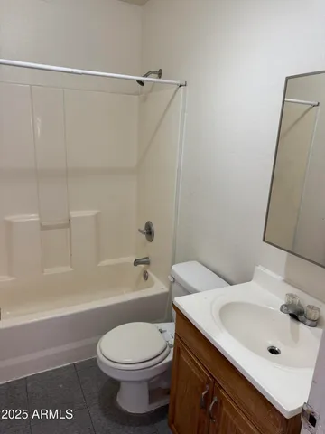 $2,863 | 1224 East Apache Street, Phoenix, AZ 85034