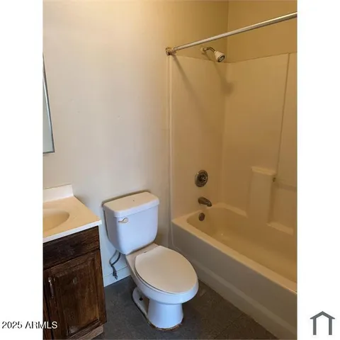 $2,863 | 1224 East Apache Street, Phoenix, AZ 85034