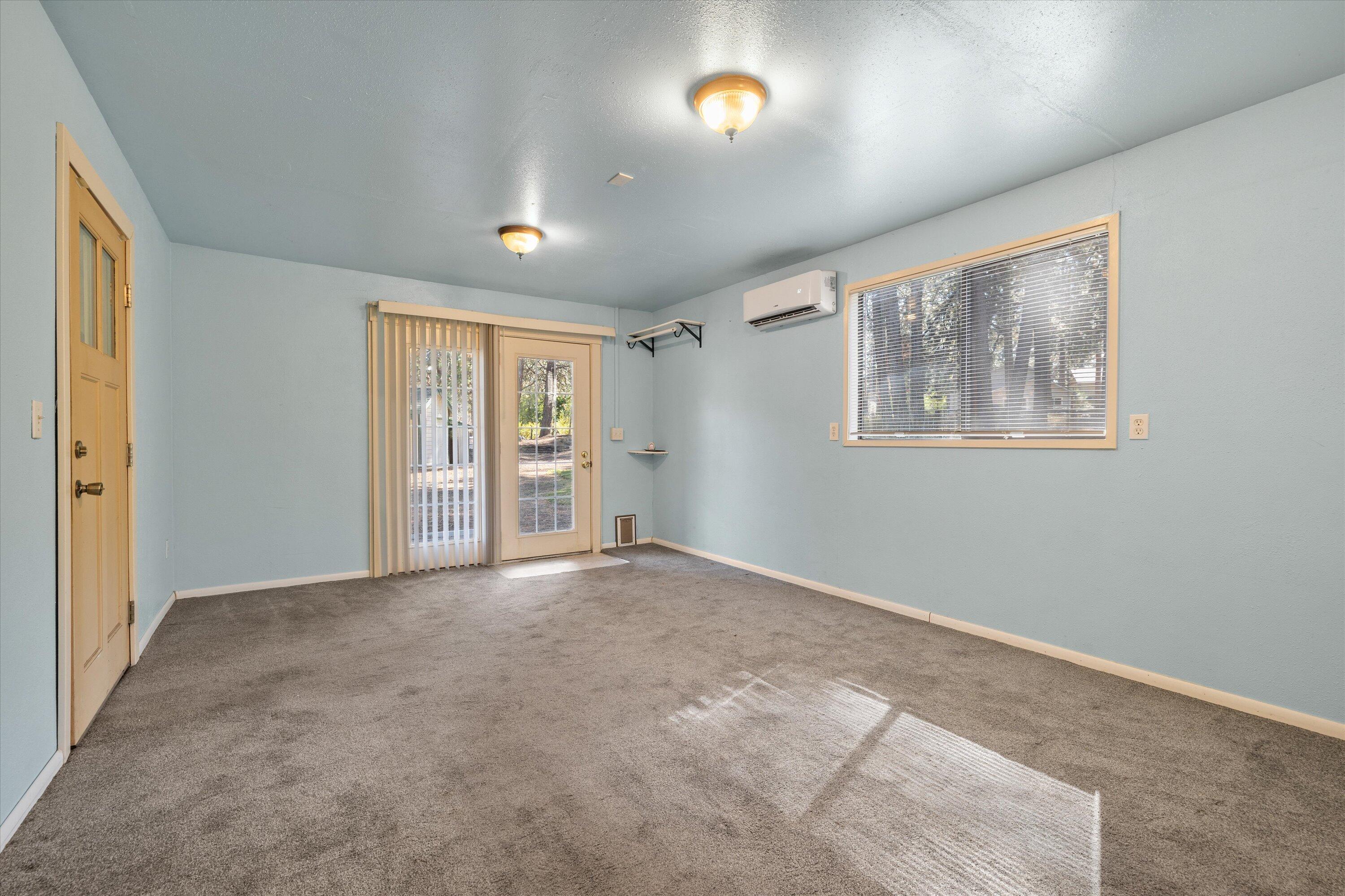19245 Indian Summer Road Bend, OR 97702 - Photo 17 of 22 Attached Studio in Shop with own entrance
