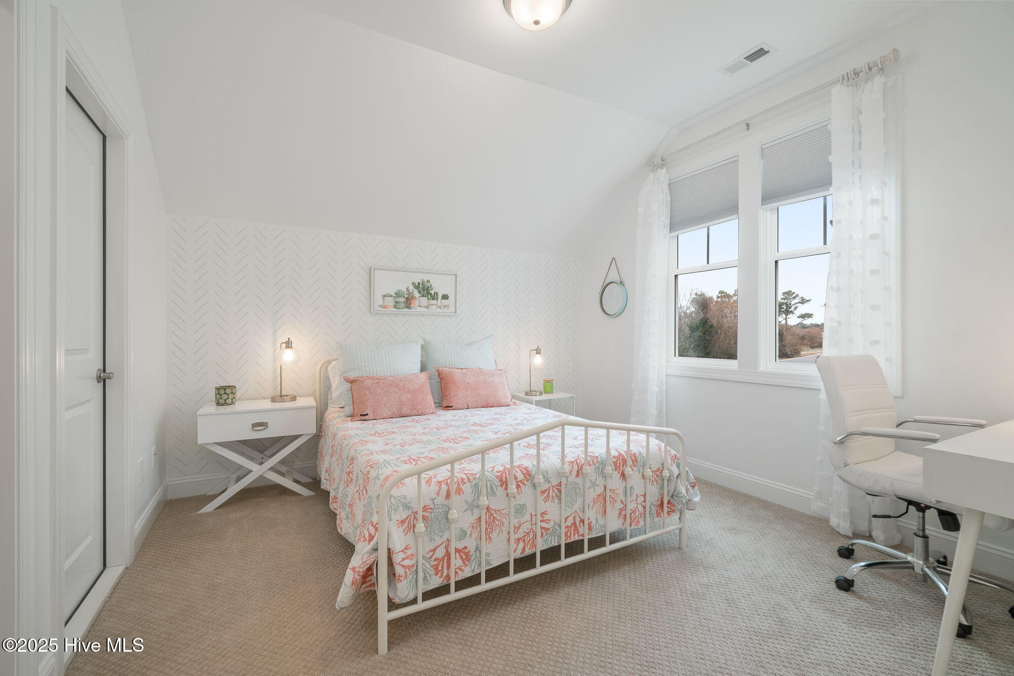 403 Freedom Park Road Beaufort, NC 28516 - Photo 24 of 43 39-web-or-mls-chadwick-visuals-403-freed