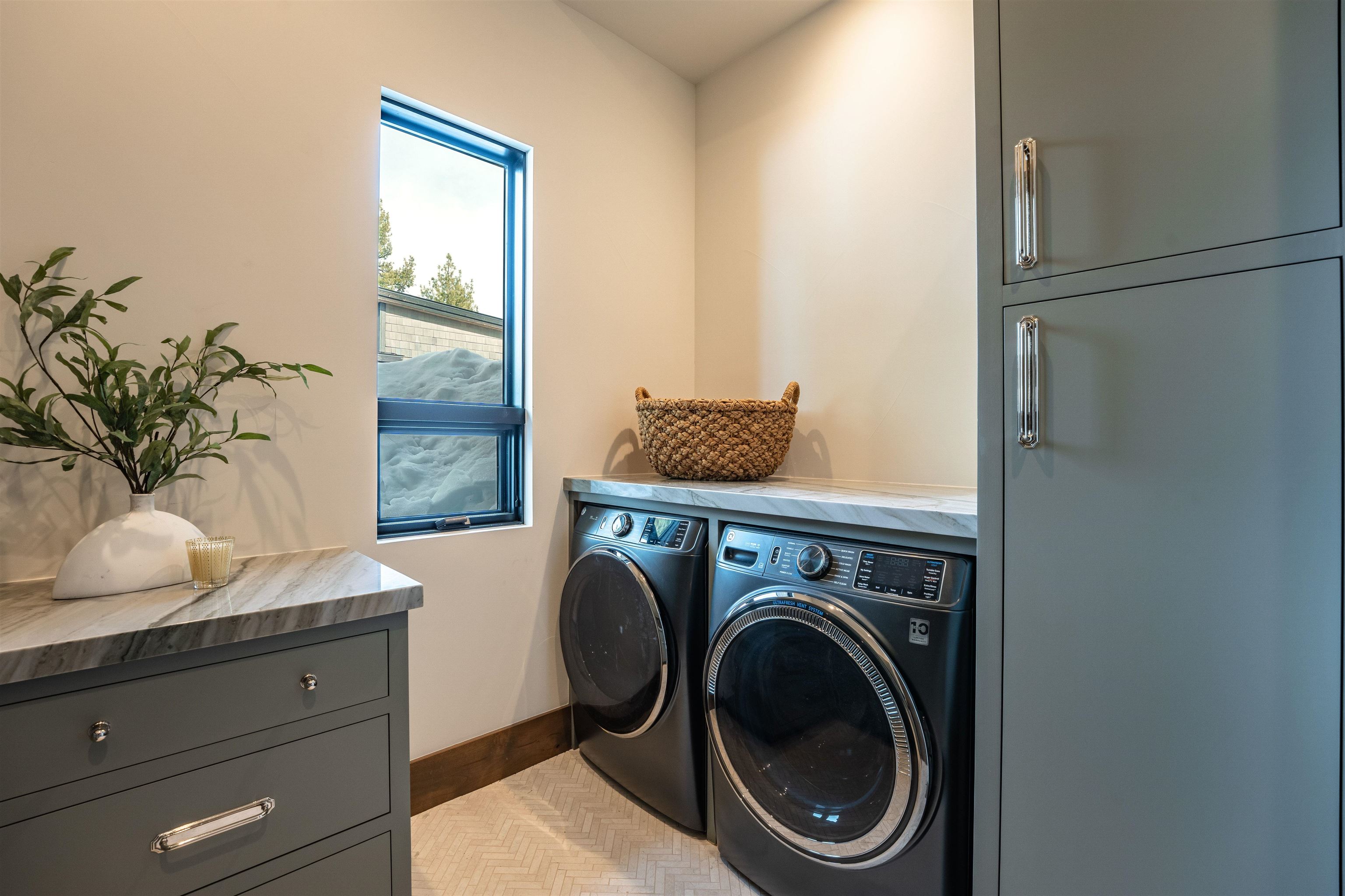 11646 Henness Road Truckee, CA 96161 - Photo 27 of 28 a close view of a utility room with washer and dryer