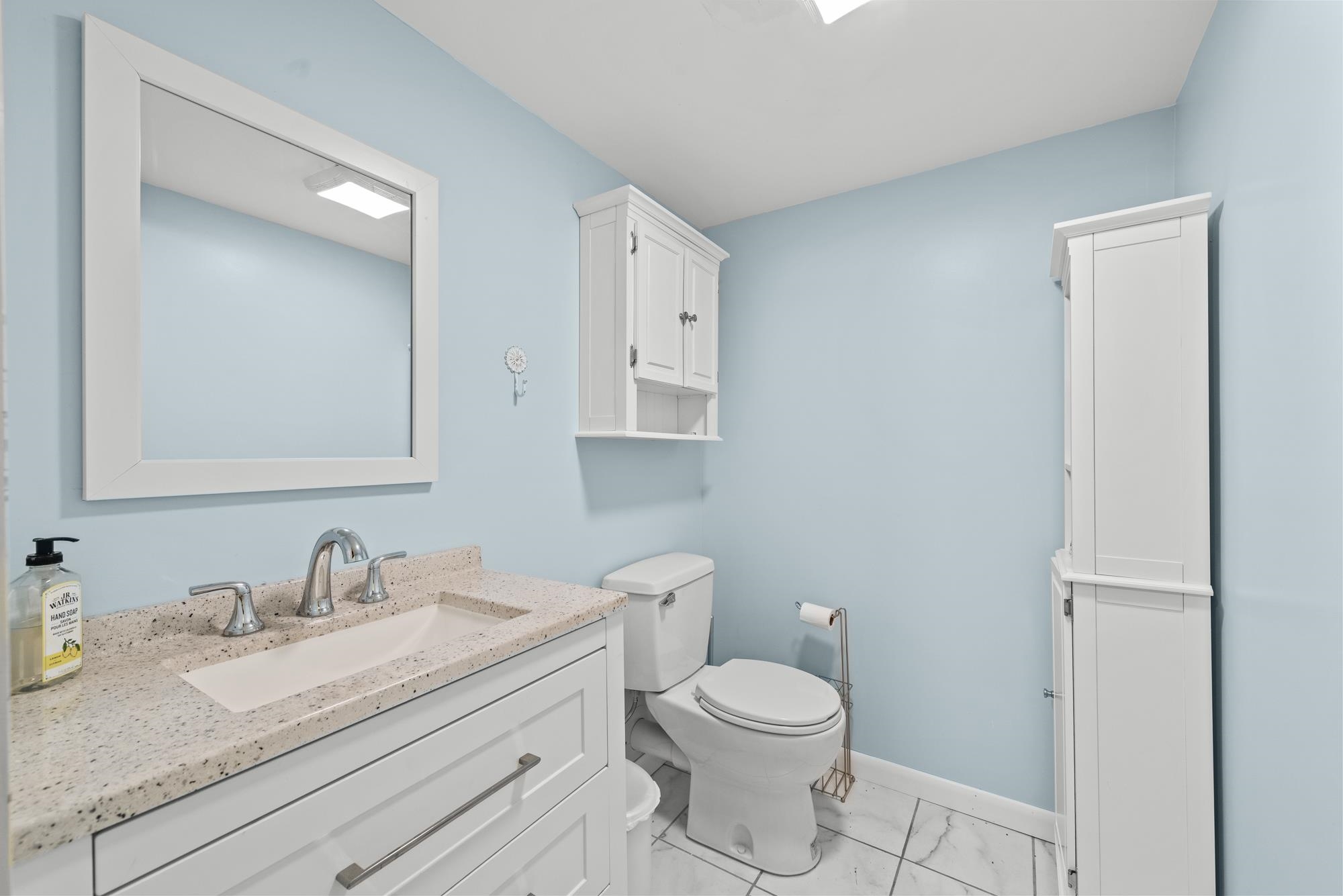 14 Beaver Street Nashua, NH 03063 - Photo 21 of 34