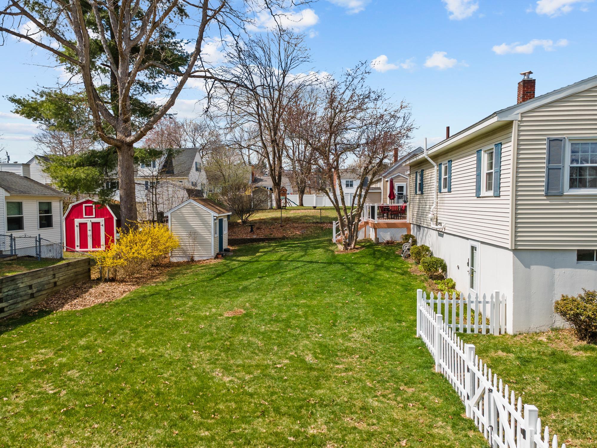 14 Beaver Street Nashua, NH 03063 - Photo 28 of 34