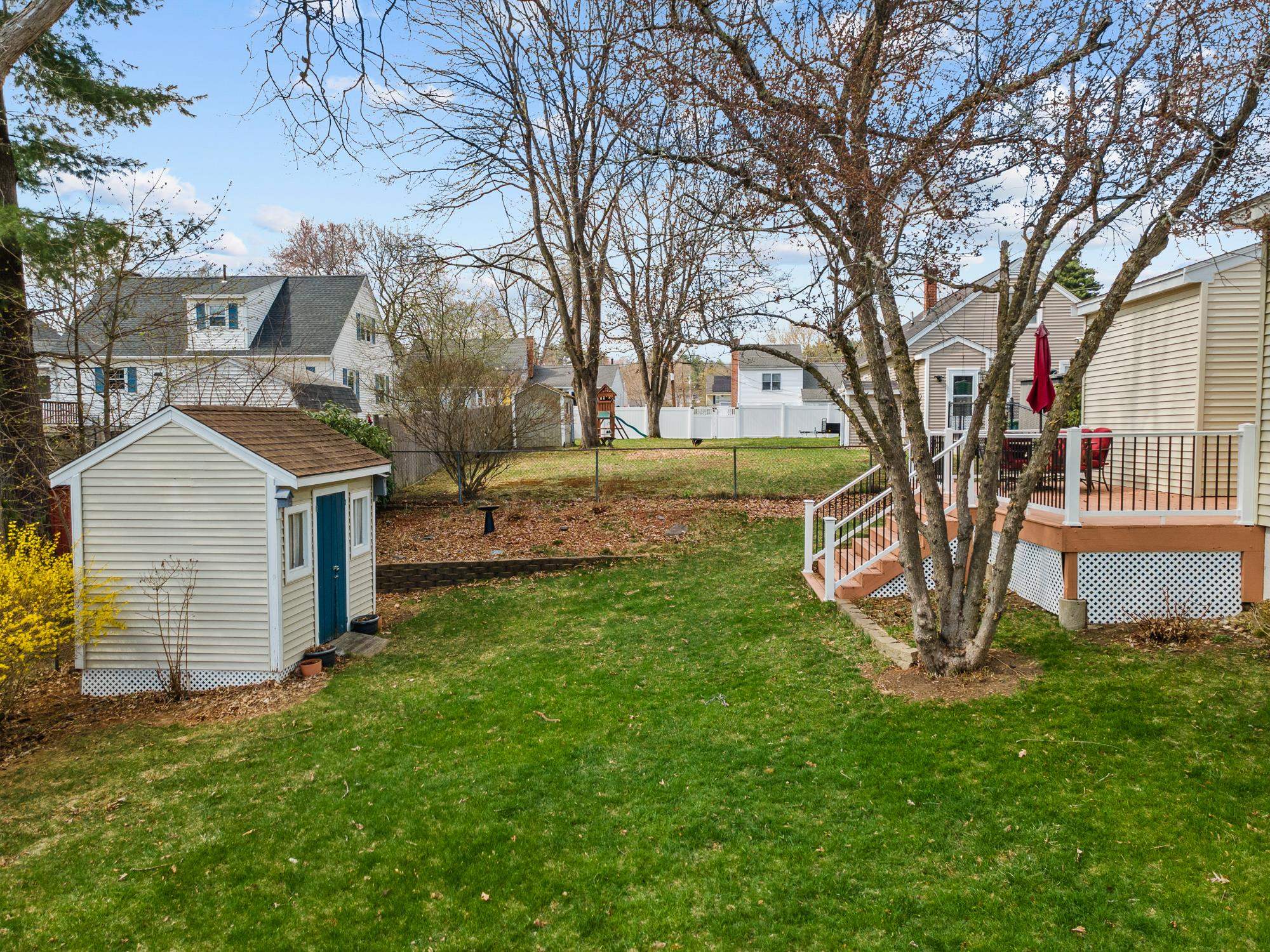 14 Beaver Street Nashua, NH 03063 - Photo 29 of 34