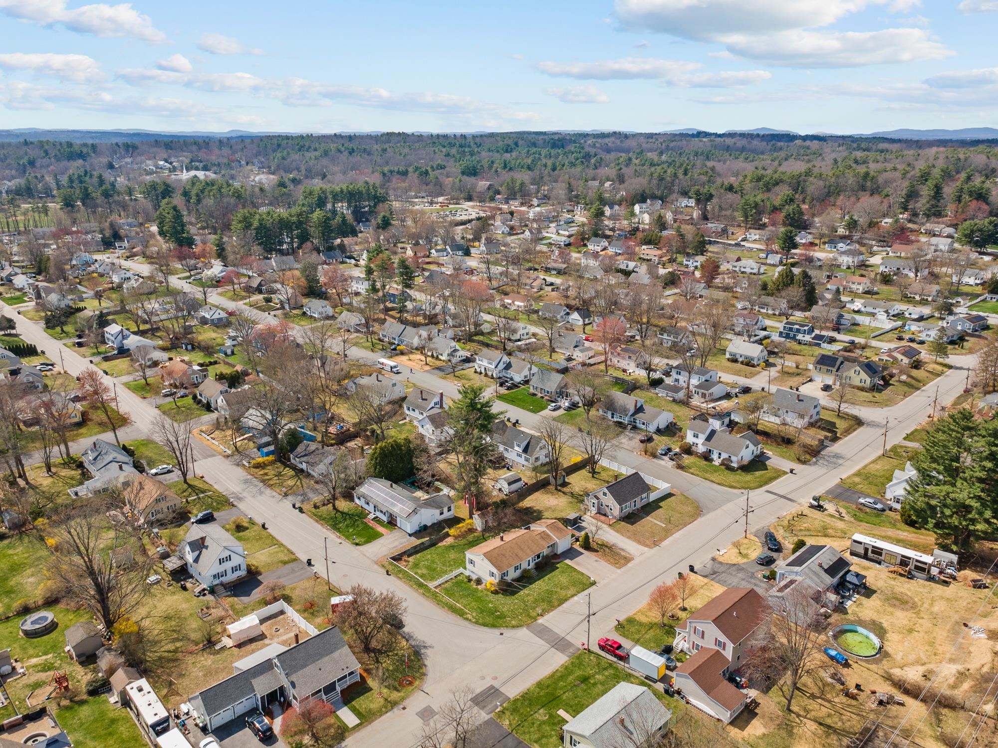 14 Beaver Street Nashua, NH 03063 - Photo 34 of 34