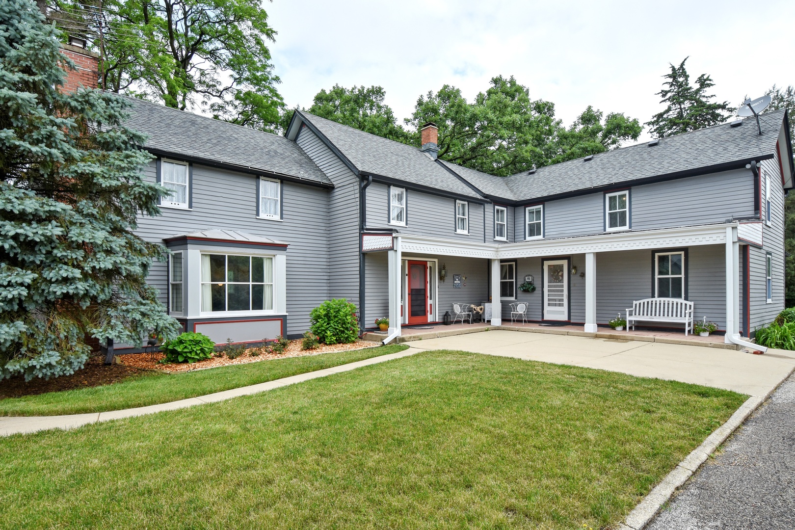 1001 Plum Tree Road Barrington Hills, IL 60010 - Photo 1 of 31