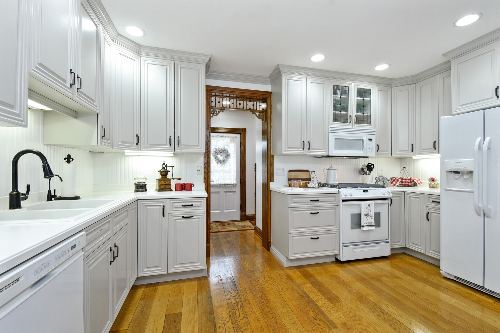 1001 Plum Tree Road Barrington Hills, IL 60010 - Photo 11 of 31