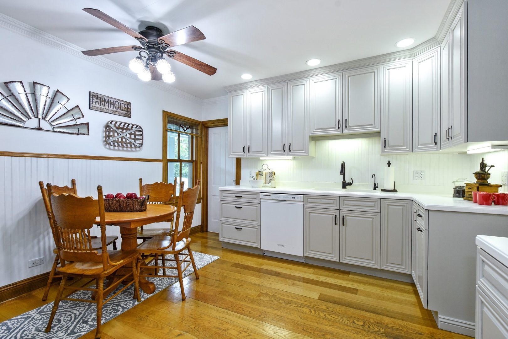 1001 Plum Tree Road Barrington Hills, IL 60010 - Photo 10 of 31