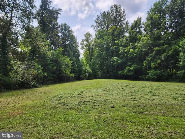 $2,300 | 153 Rocky Run Road, Fredericksburg, VA 22406