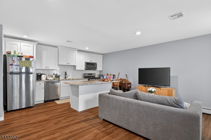 1231 Union Street Linden, NJ 07036 - Photo 25 of 32