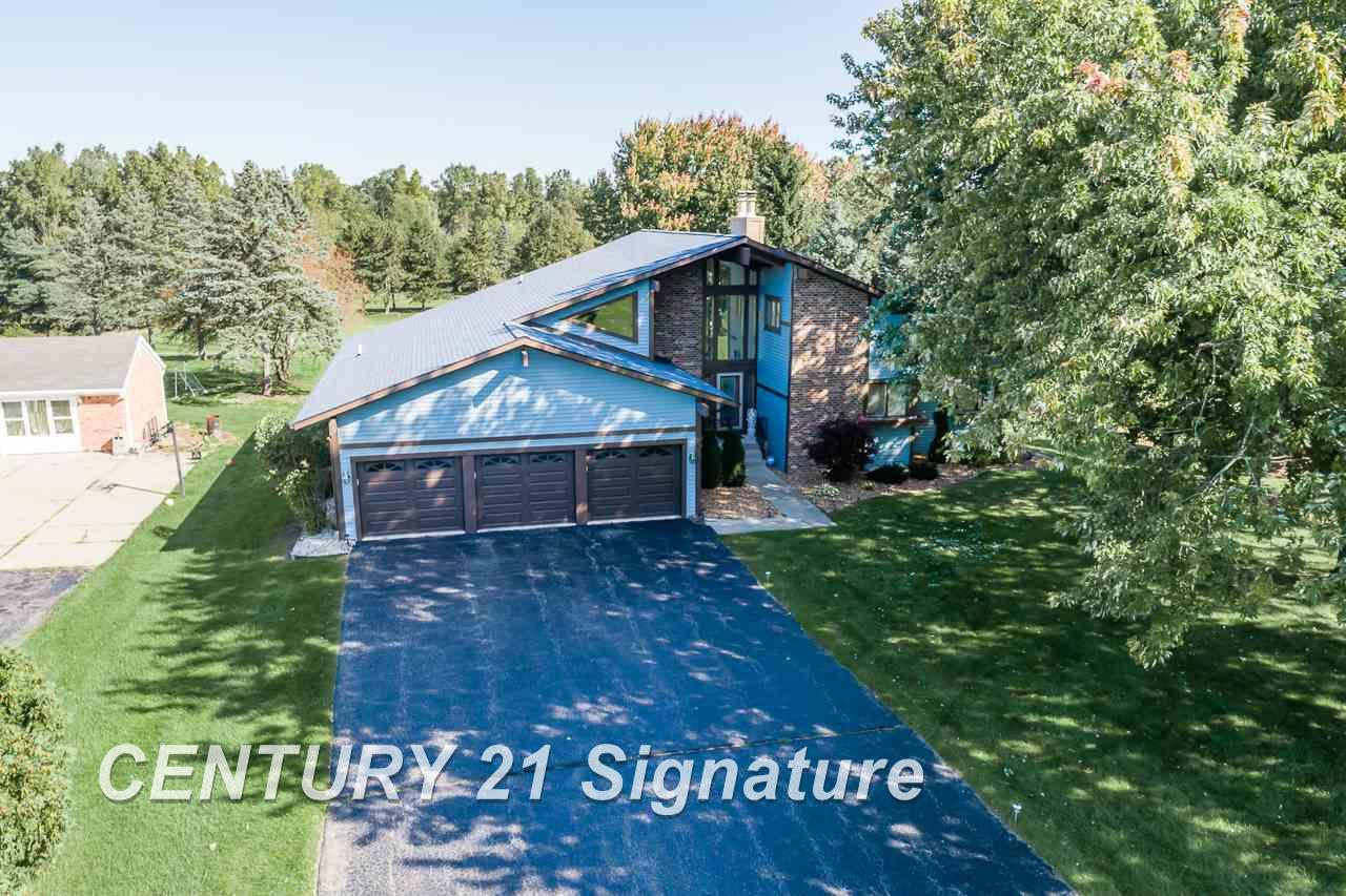7526 East River Road Flushing, MI 48433 - Photo 3 of 41