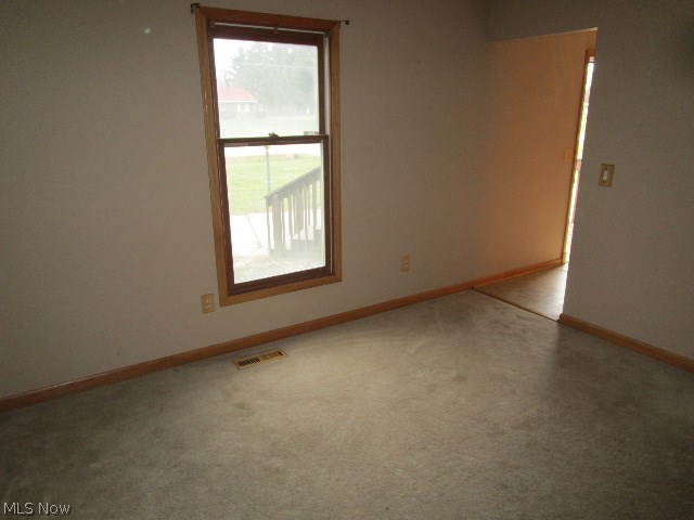 1551 Jacoby Road Akron, OH 44321 - Photo 6 of 22