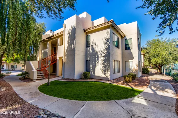 $315,000 | 750 East Northern Avenue, Unit 2030, Phoenix, AZ 85020