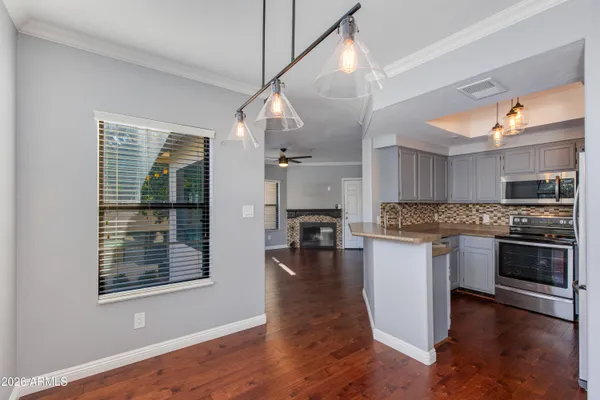 $315,000 | 750 East Northern Avenue, Unit 2030, Phoenix, AZ 85020