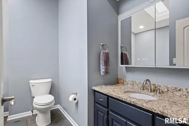 $369,900 | 1828 Windycrest Drive, Springfield, IL 62704