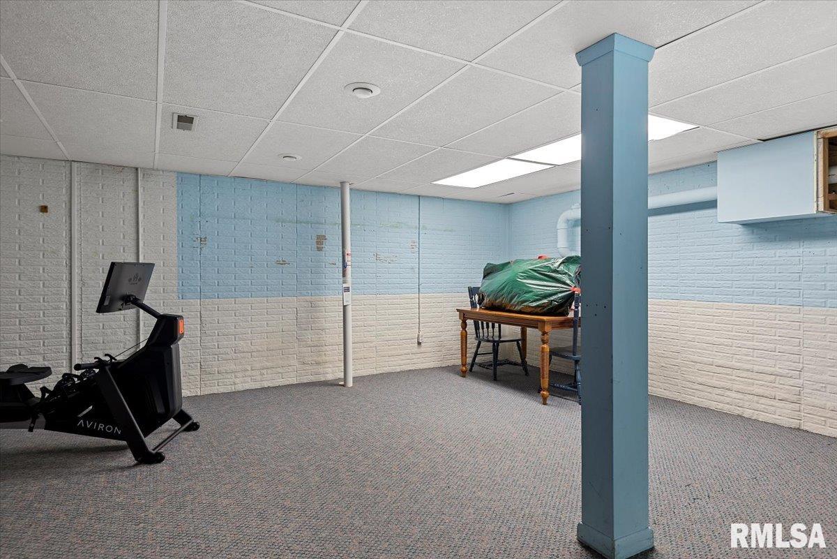 1828 Windycrest Drive Springfield, IL 62704 - Photo 43 of 47