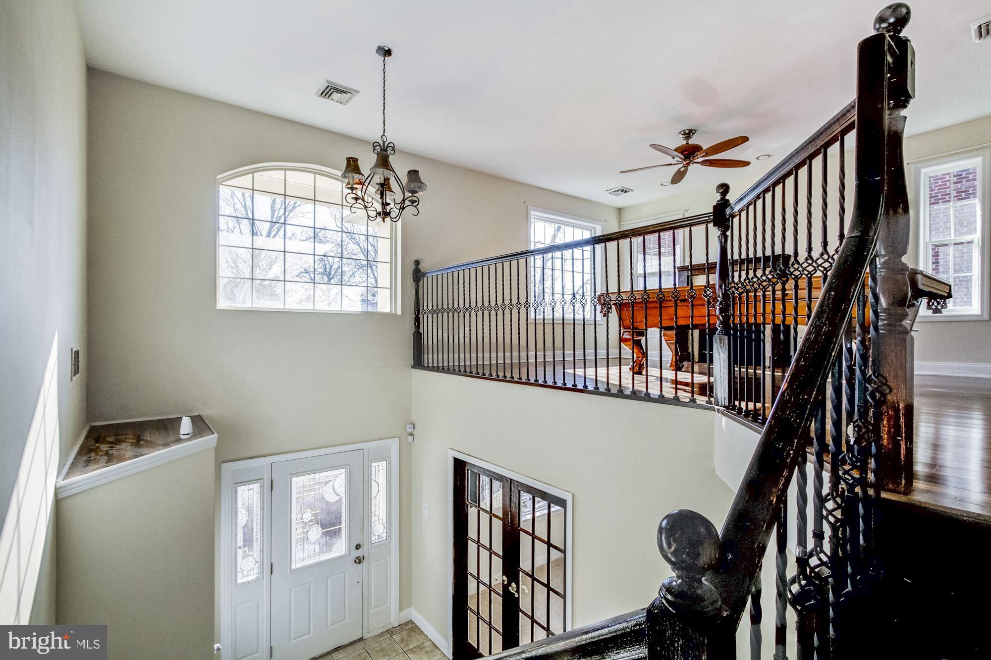 635 Vernon Road Philadelphia, PA 19119 - Photo 20 of 61
