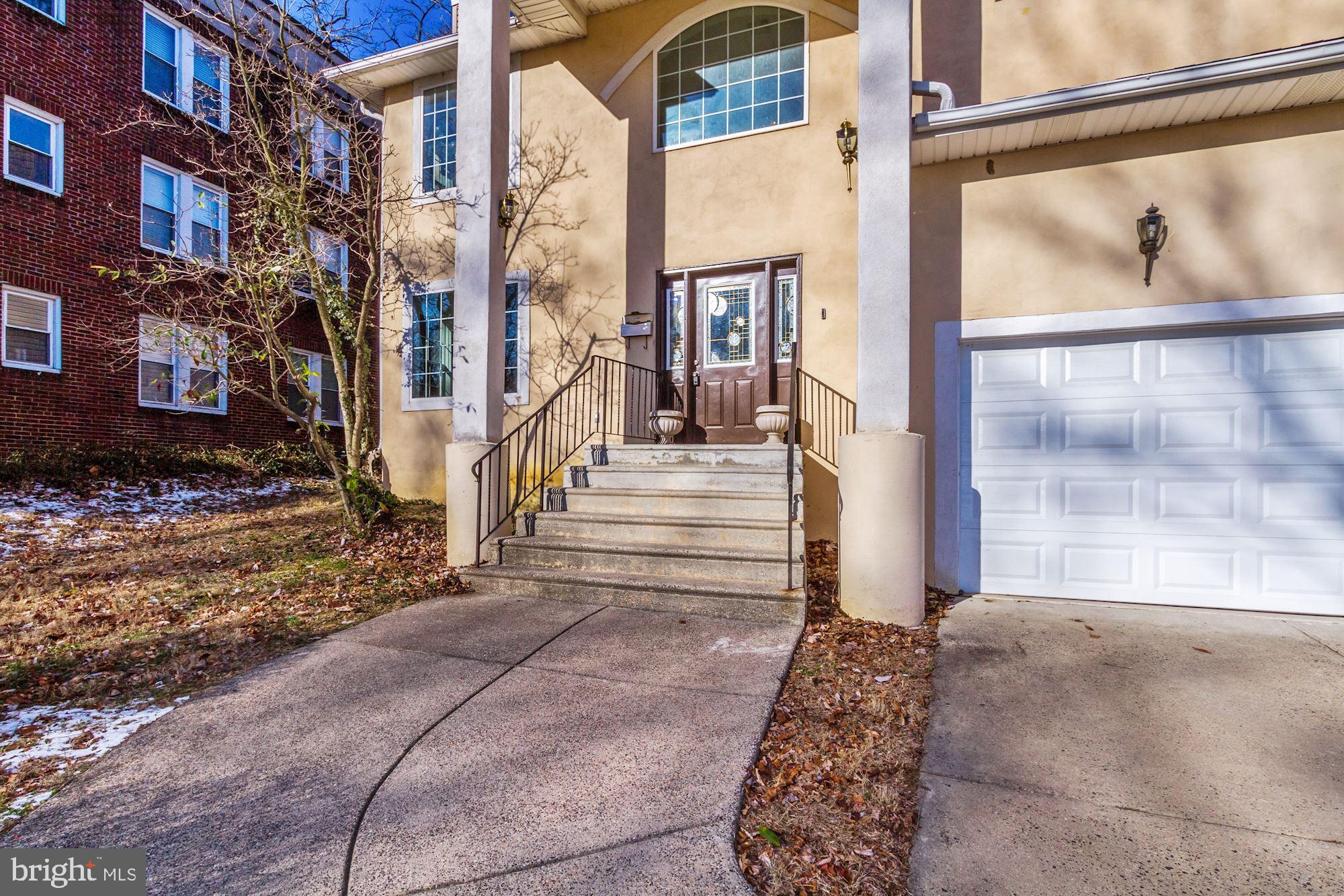635 Vernon Road Philadelphia, PA 19119 - Photo 4 of 61
