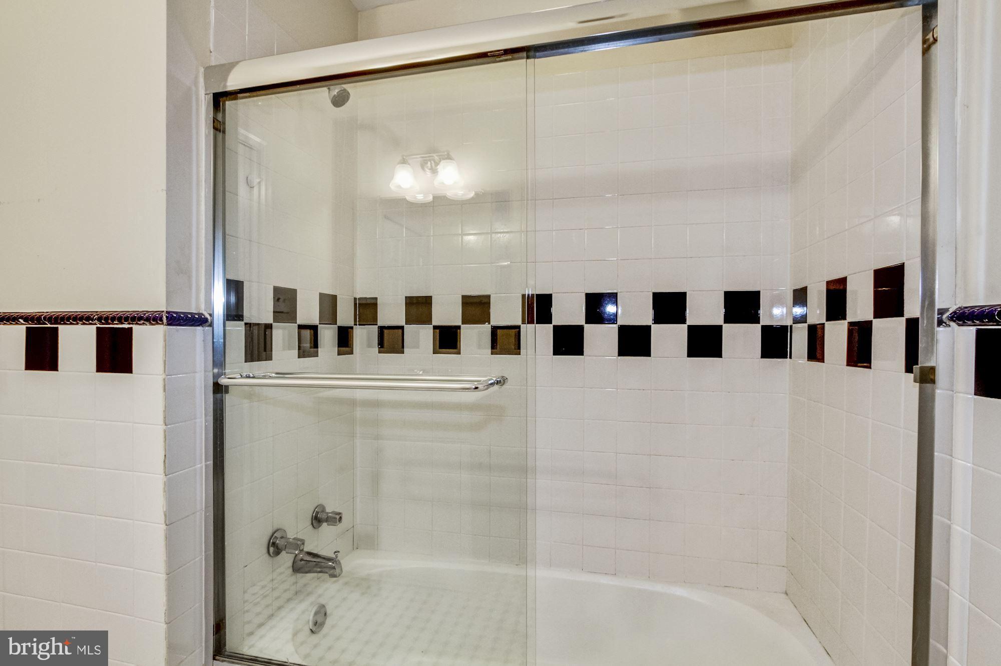 635 Vernon Road Philadelphia, PA 19119 - Photo 51 of 61