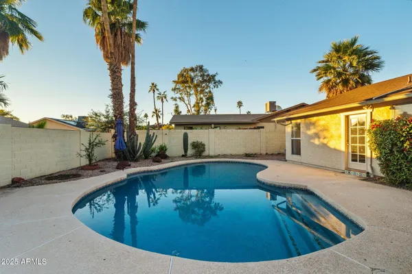 $550,000 | 4841 East Desert View Drive, Phoenix, AZ 85044