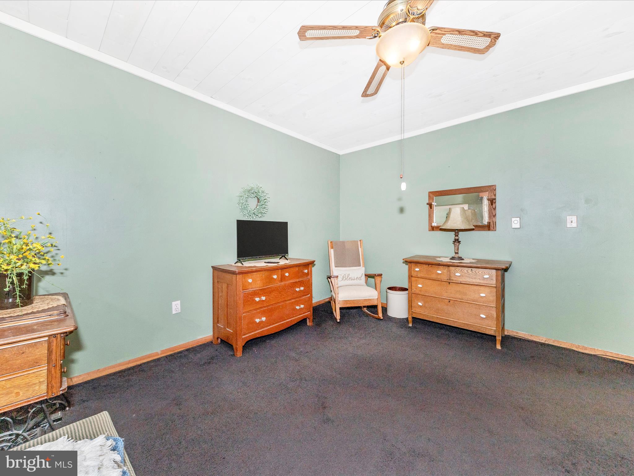 13433 Kretsinger Road Smithsburg, MD 21783 - Photo 44 of 57 Bedroom 2