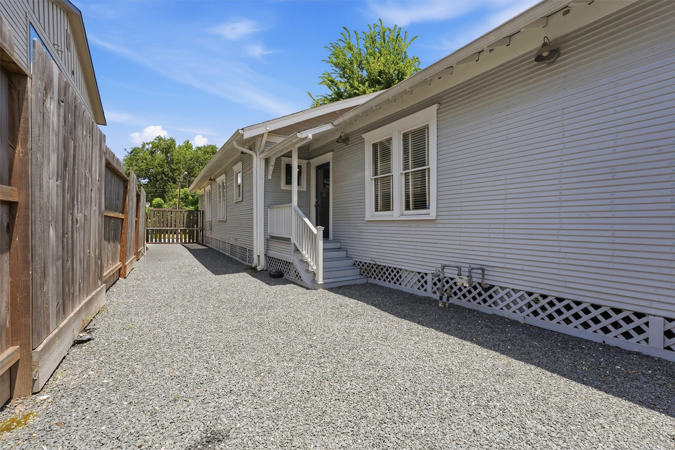 1114 Merrill Street Houston, TX 77009 - Photo 21 of 34