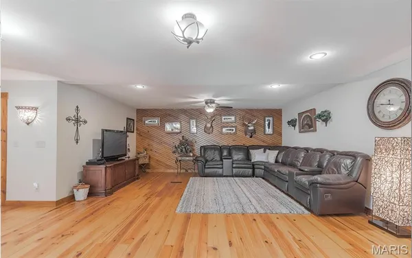 $575,000 | 291 Deer Run Acres A, Williamsville, MO 63967
