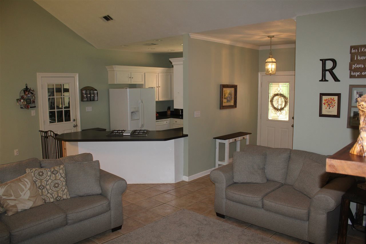 982 Henry Cannon Road Braxton, MS 39044 - Photo 8 of 19 Photo 8