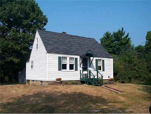 17 Martin Road Kittery, ME 03904 - Photo 1 of 2