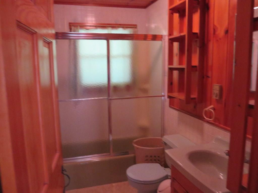 69 Pemaquid Harbor Road Pemaquid, ME 04558 - Photo 7 of 12 First level bathroom.