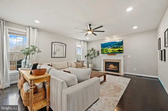 $924,995 | 10351 Spring Iris Drive, Bristow, VA 20136