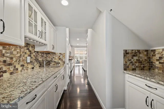 $924,995 | 10351 Spring Iris Drive, Bristow, VA 20136