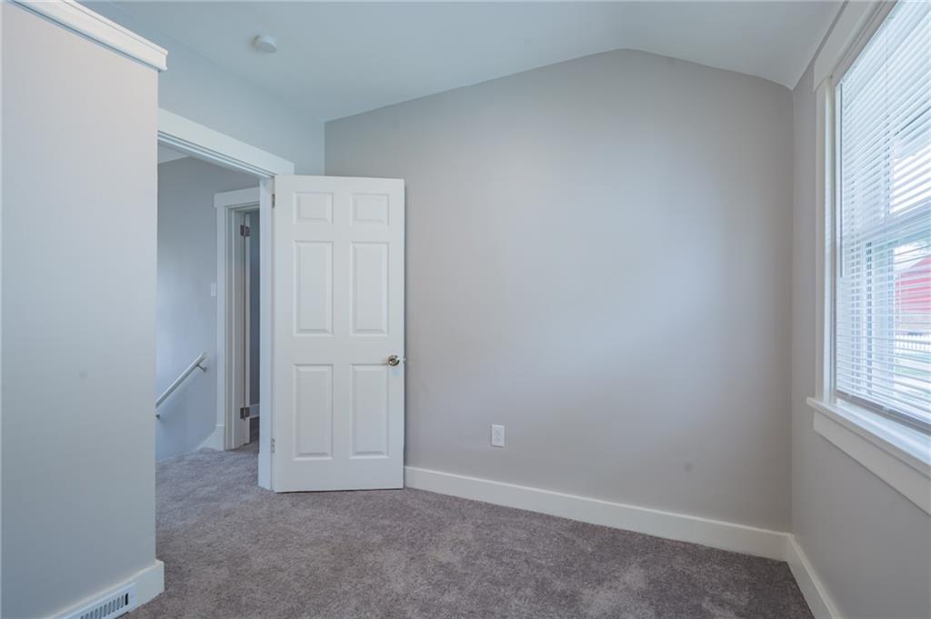 118 State Street McKees Rocks, PA 15136 - Photo 13 of 20
